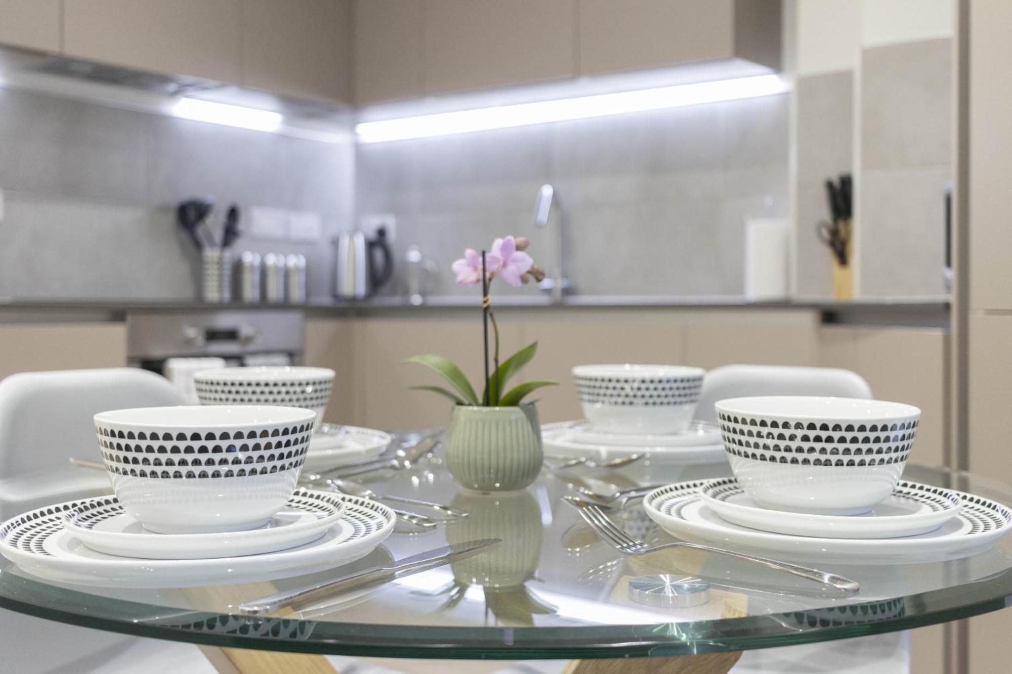 Апартаменти Linacre 1&2 - One And Two Bed Flat Behind The Cathedral With Free Parking And Fast Wifi Ексетер Номер фото